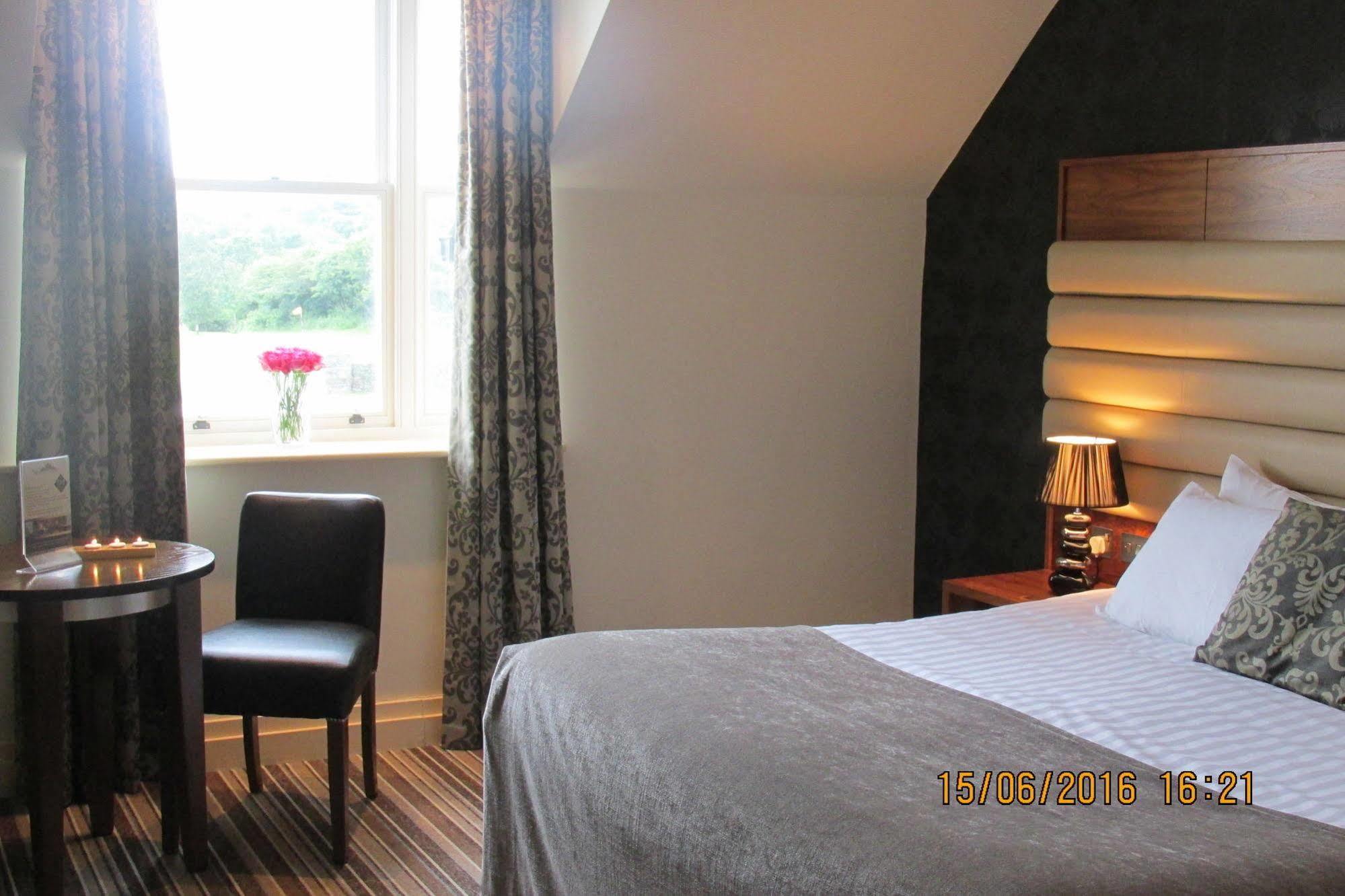 Country 3* Westport