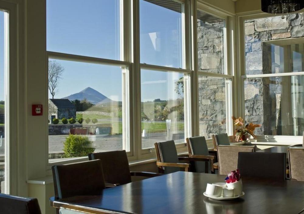 Country Hotel 3*